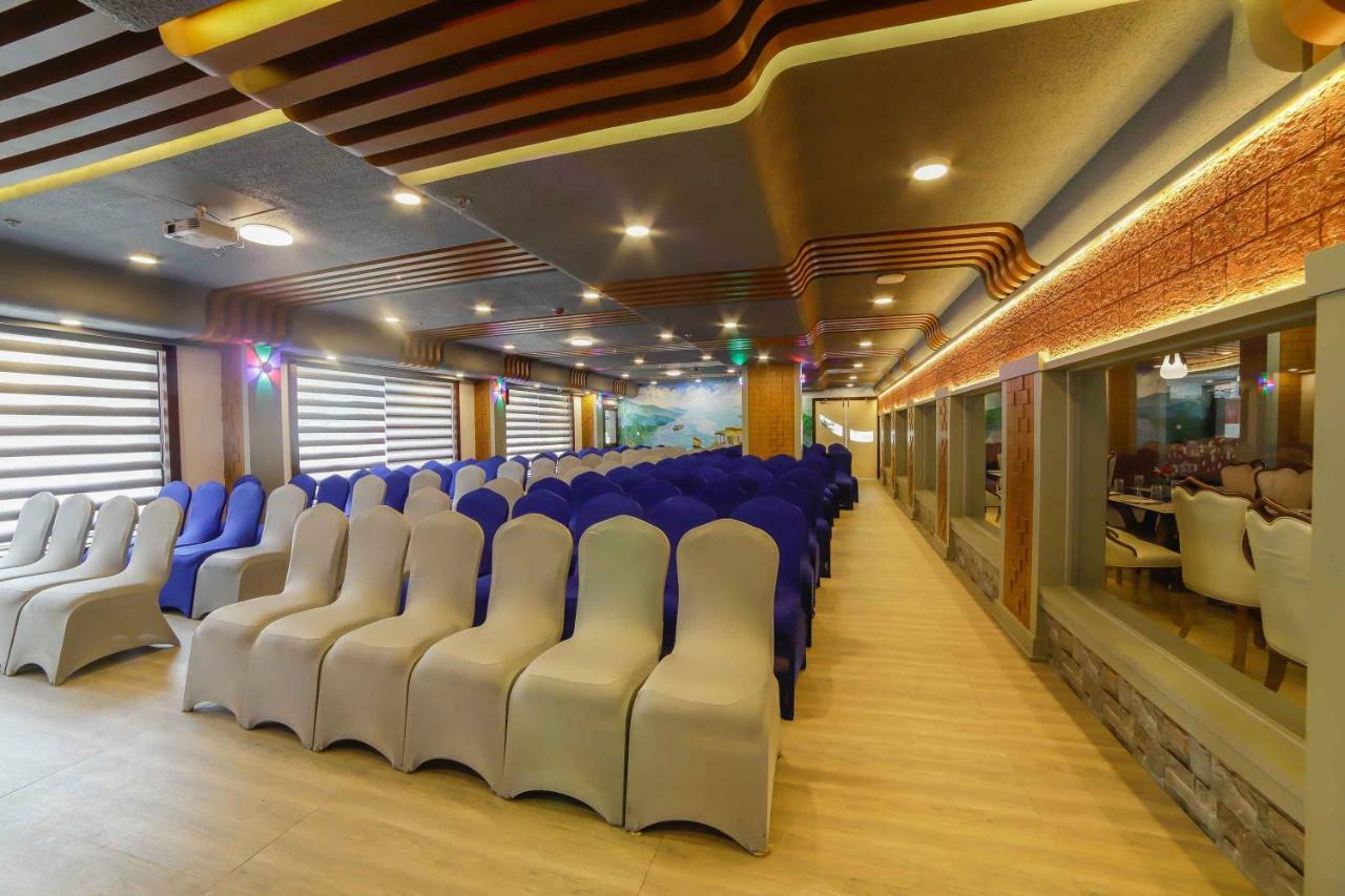 Bhavanam Regency Guruvāyūr Buitenkant foto